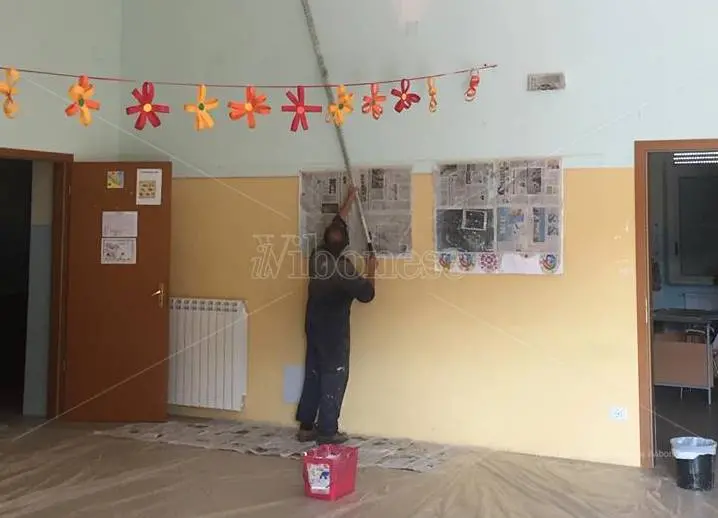 Jonadi, manutenzione straordinaria per l’avvio dell’anno scolastico