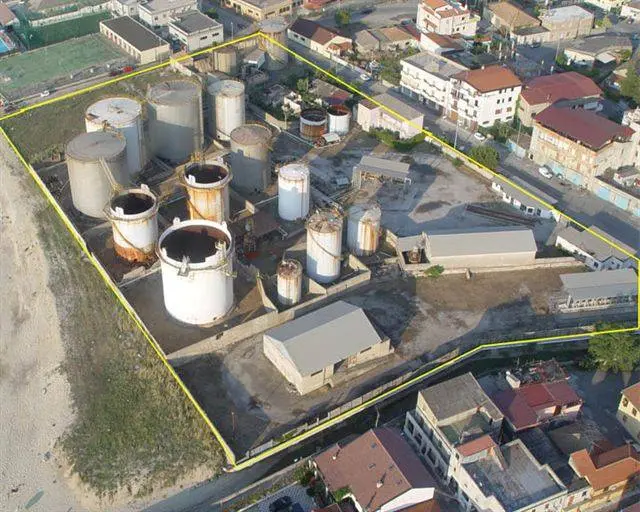 Vibo Marina, dai cimiteri industriali abbandonati al possibile recupero
