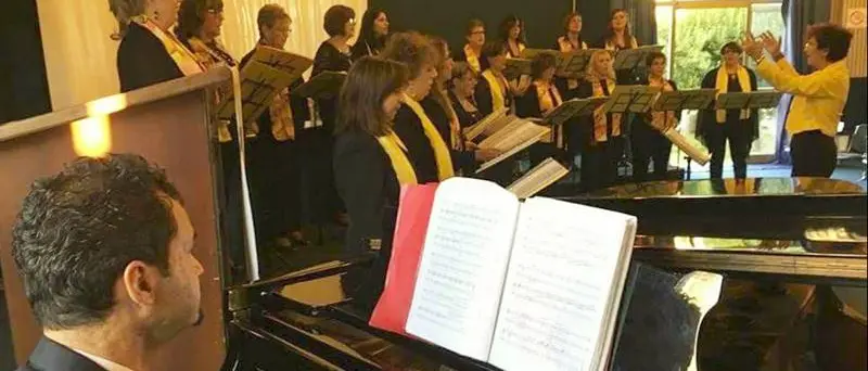 Musica e beneficenza, la corale “In-Canto” alla Biblioteca comunale di Vibo