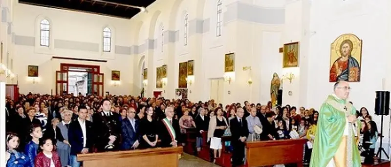 San Costantino Calabro: don Francesco Sicari insediatosi alla guida della parrocchia