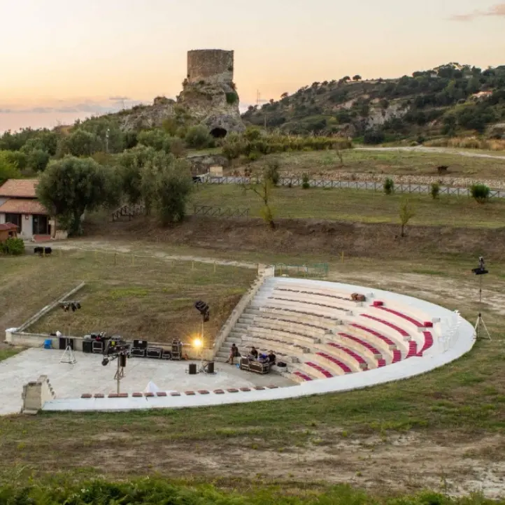 Tutto pronto a Ricadi con \"Le stelle del Faro\", un evento teatrale a sostegno delle persone fragili