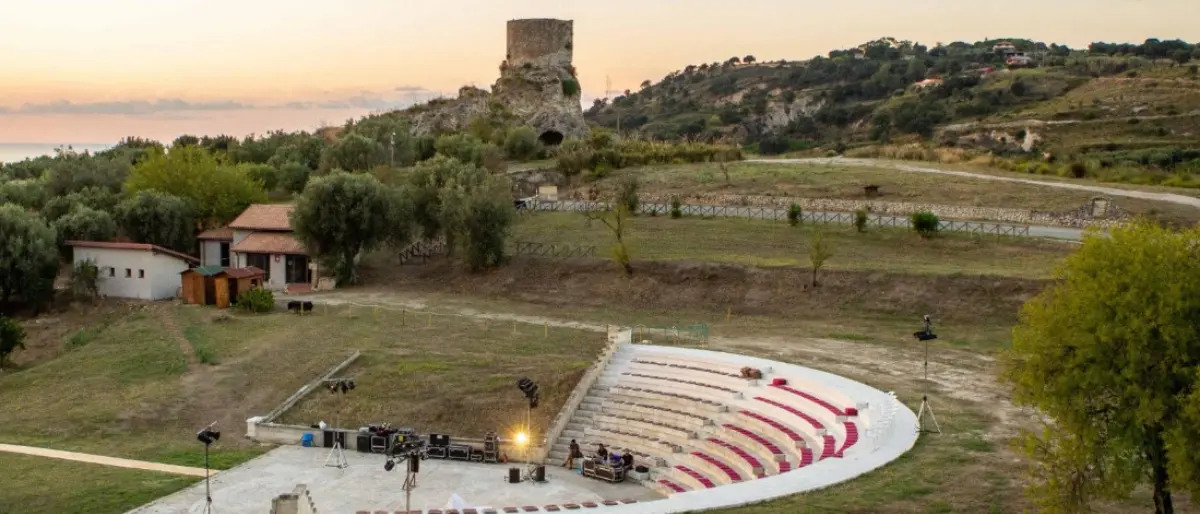 Tutto pronto a Ricadi con \"Le stelle del Faro\", un evento teatrale a sostegno delle persone fragili