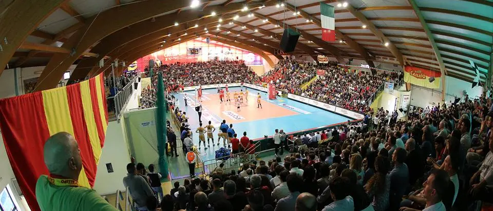 Falsa partenza per la Tonno Callipo, al PalaValentia la Lube passa in 4 set (VIDEO)