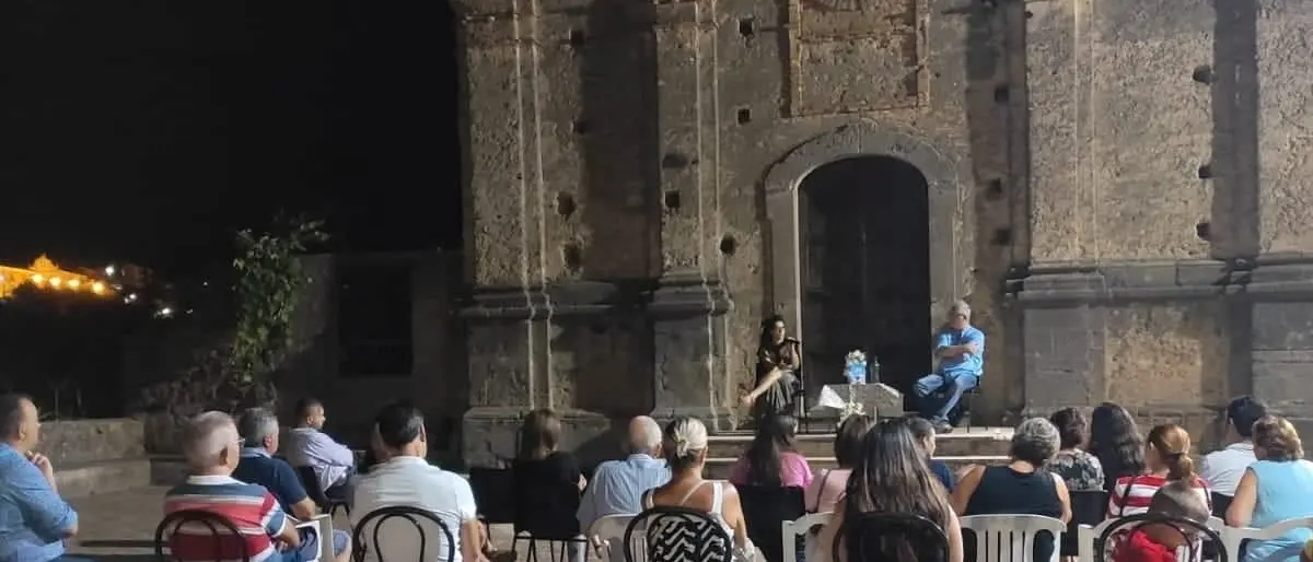 Emigrazione, povertà e ospitalità: Polia apre le porte al regista e scrittore Pileggi