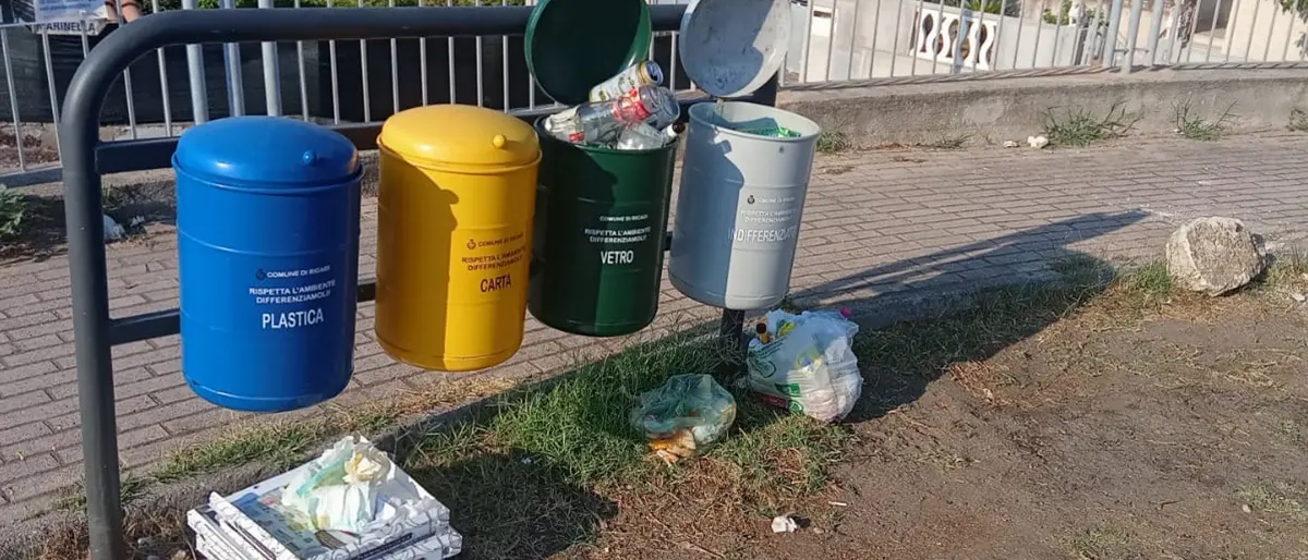 Capo Vaticano, Mobrici (Uniti per Ricadi): «Turisti sotto il sole tra fetore e spazzatura»