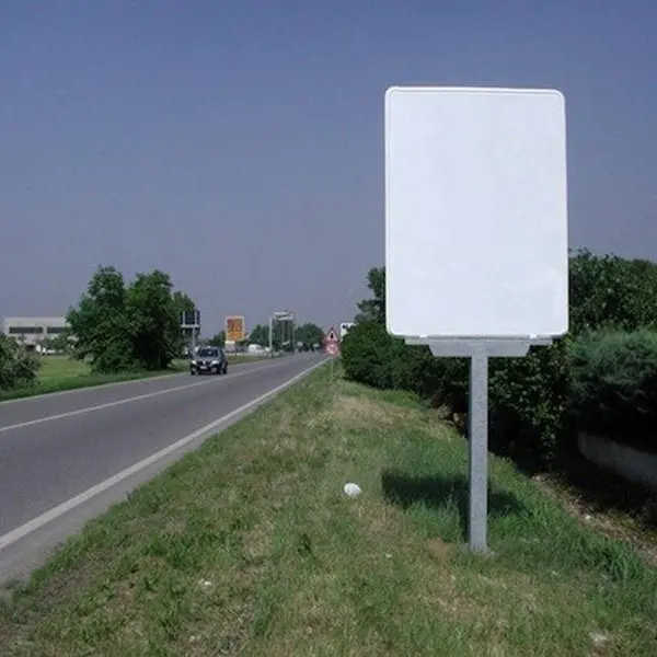 Impianti pubblicitari e Comune di Vibo, la confusione regna sovrana