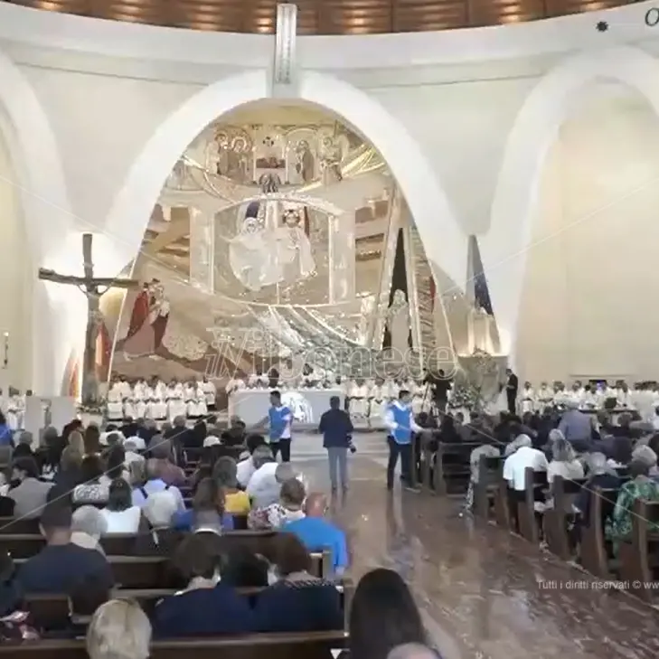 Consacrazione chiesa a Paravati, il sindaco di Acquaro: «Giornata storica»