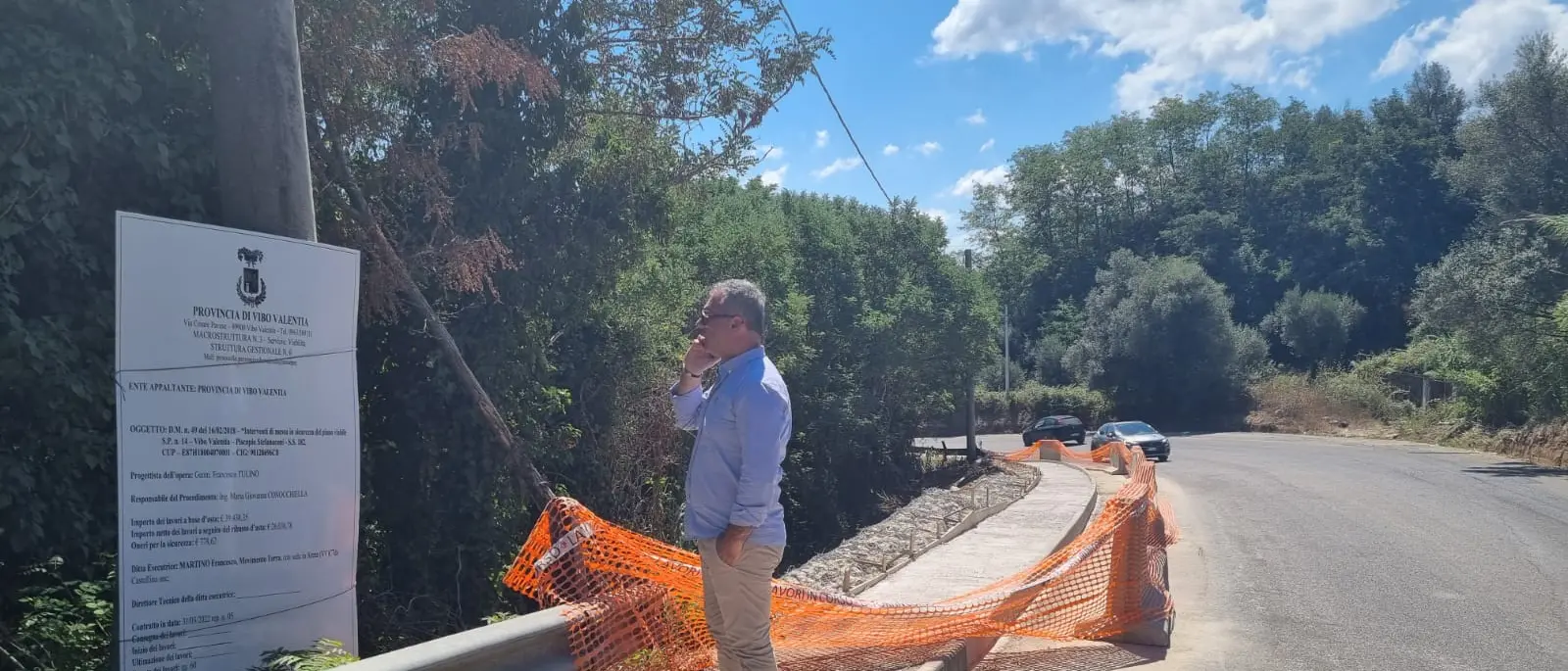 Lavori della Provincia in piena estate sulle strade che portano a Piscopio