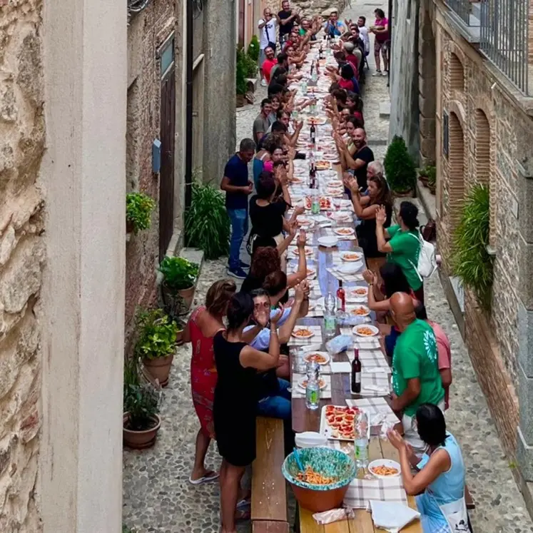 Limbadi, a Motta Filocastro successo per il Festival di musica popolare “Facimu Rota”