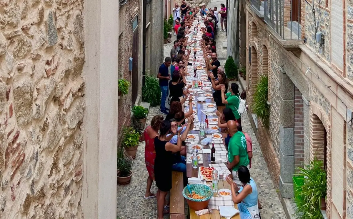 Limbadi, a Motta Filocastro successo per il Festival di musica popolare “Facimu Rota”