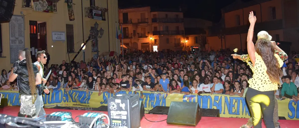 Ad Arena ultimi dettagli per lo “ZiccaJanca Fest”: quest’anno è la X edizione