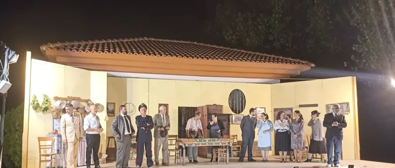 Successo per la commedia portata in scena dalla Compagnia Teatrale Pizzitana