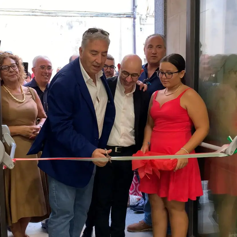 Pizzo, un successo l'inaugurazione del Palazzo della Cultura