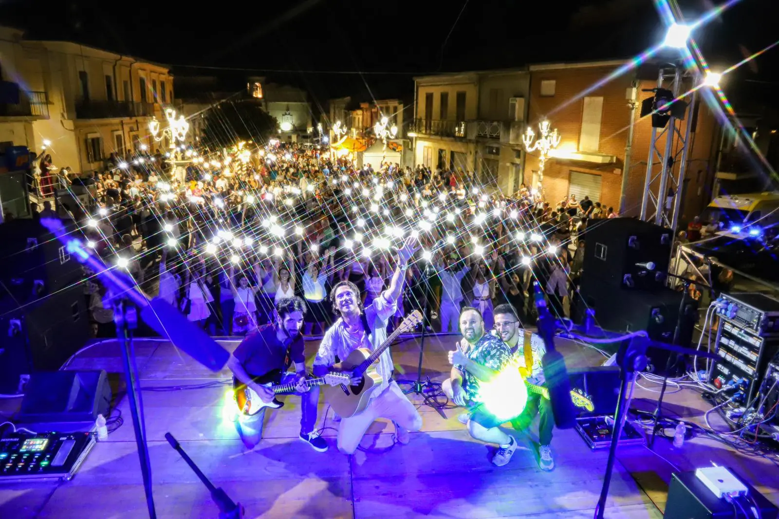 Sant'Onofrio, un successo il concerto del cantante Santino Cardamone