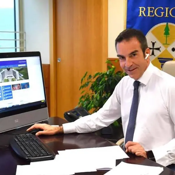 Inchiesta per corruzione, Roberto Occhiuto deposita indagini difensive: focus su incarichi e rimborsi