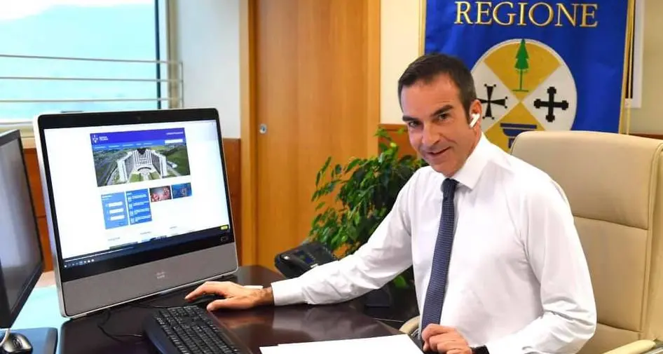 Inchiesta per corruzione, Roberto Occhiuto deposita indagini difensive: focus su incarichi e rimborsi\n
