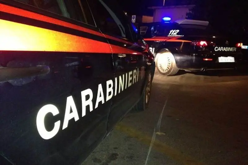 Briatico, minaccia la moglie con un coltello da cucina: denunciato