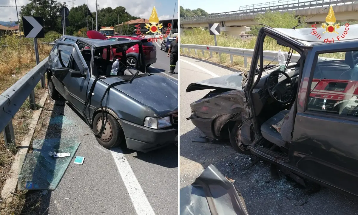 Incidente sulla Trasversale delle Serre: ferite due donne nell'impatto tra due auto