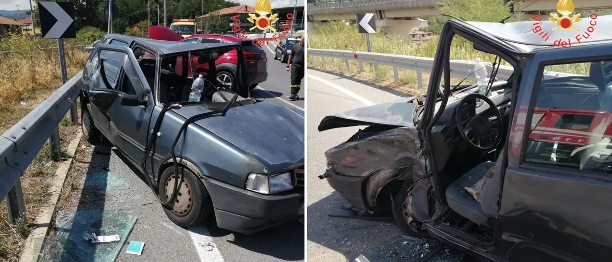 Incidente sulla Trasversale delle Serre: ferite due donne nell'impatto tra due auto