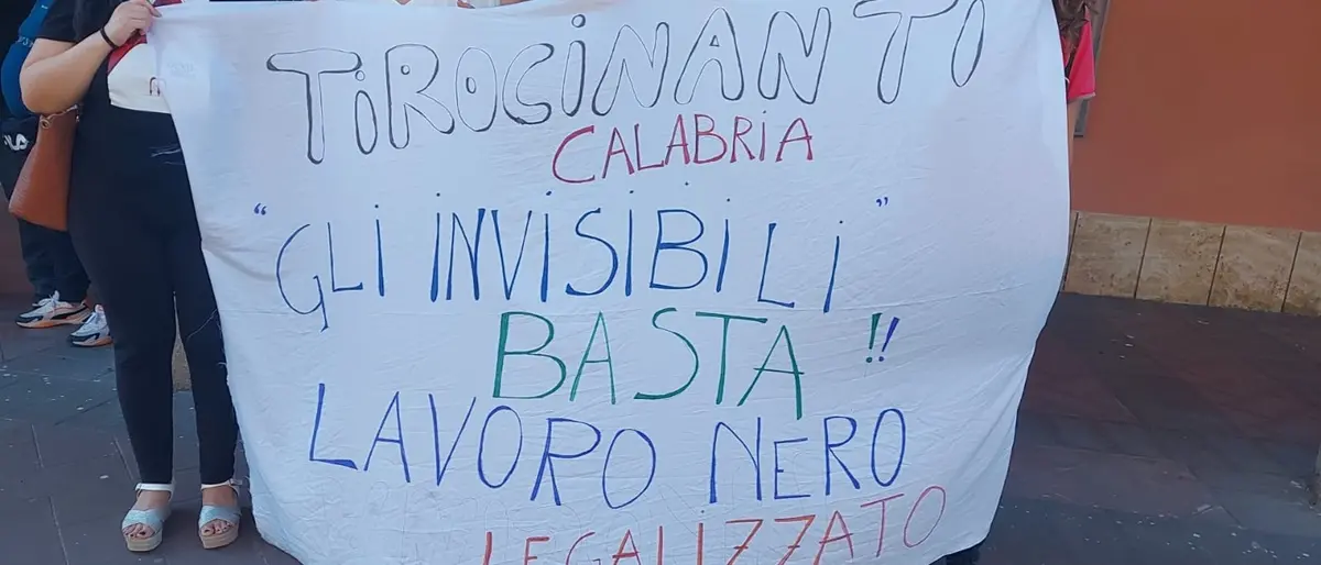 Tirocinanti Vibo: tra Provincia, Comune e altri enti sono decine i precari che rischiano il lavoro