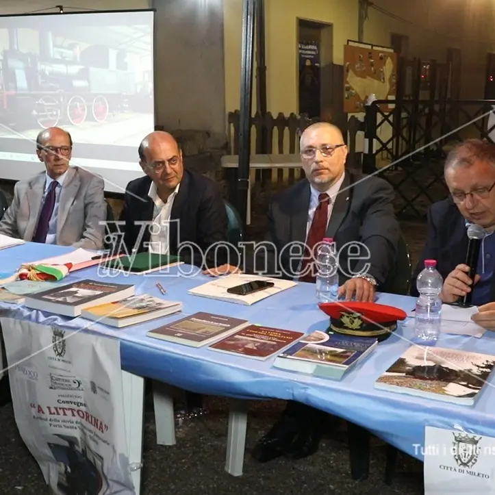 Mileto rende omaggio alla storia delle Ferrovie Calabro Lucane con l’intitolazione di un piazzale -Video
