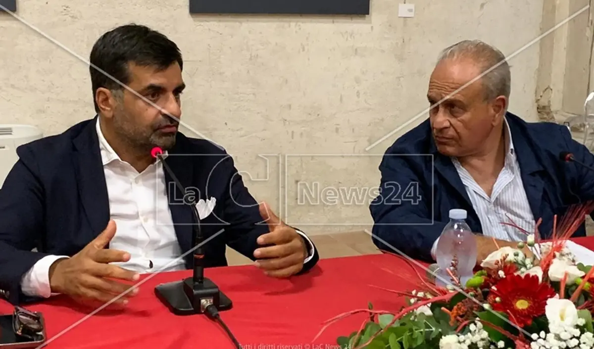 A Tropea di scena Luca Palamara: «Csm governato dal sistema delle correnti» - Video