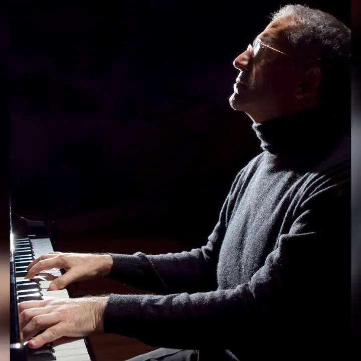 Tropea, all'Auditorium Santa Chiara il recital con il pianista Sandro De Palma