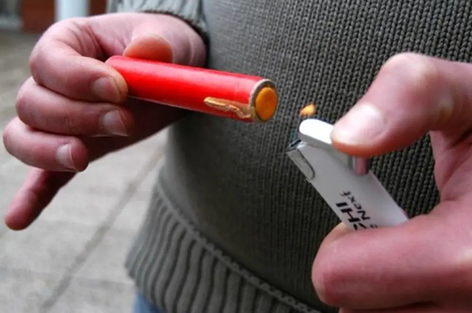 Capodanno 2026, muore nel Lazio per l’esplosione di un petardo\n