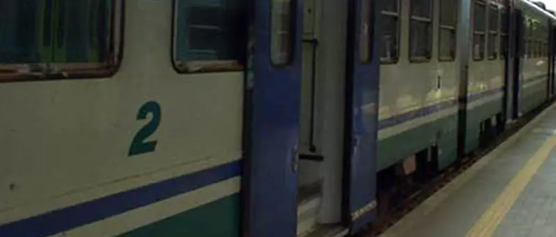 Ripristinare la fermata a Pizzo, l'impegno della sottosegretaria per il Sud