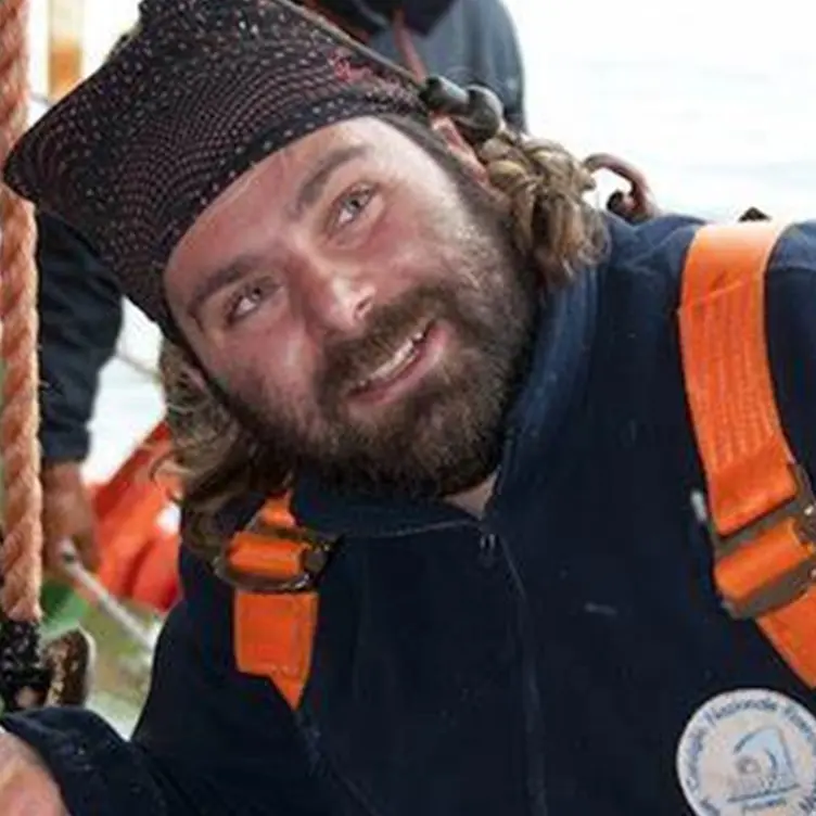 Giovanni Canduci, il biologo vibonese che studia acustica marina per una pesca ecosostenibile