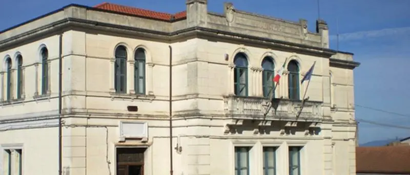 Arredo urbano, a Cessaniti finanziamenti per 100mila euro