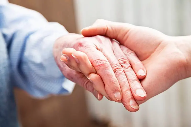 La Lega vibonese propone l’istituzione della figura del Caregiver