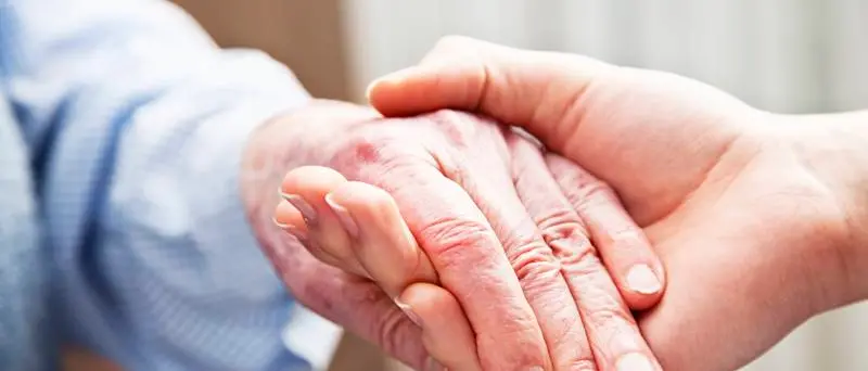 La Lega vibonese propone l’istituzione della figura del Caregiver