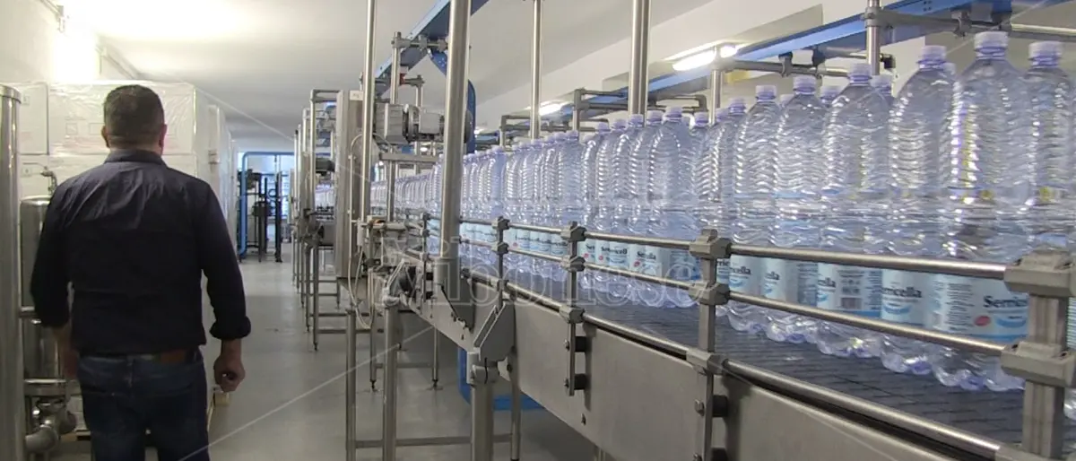 Caro bollette, anche il re dell’acqua Fabrizia lancia l’allarme: «I costi superano il fatturato» - Video