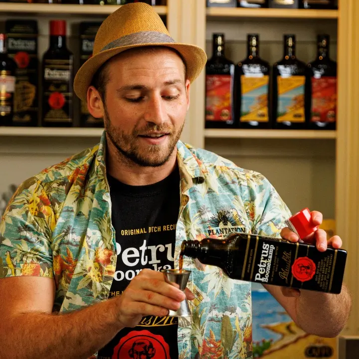 La distilleria Caffo apre le porte al miglior bartender dei Paesi Bassi