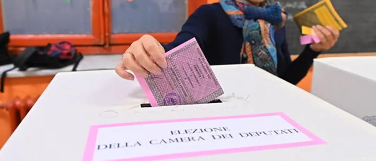Elezioni politiche, alle ore 19 ha votato il 36,92% dei calabresi: l'affluenza nei comuni vibonesi