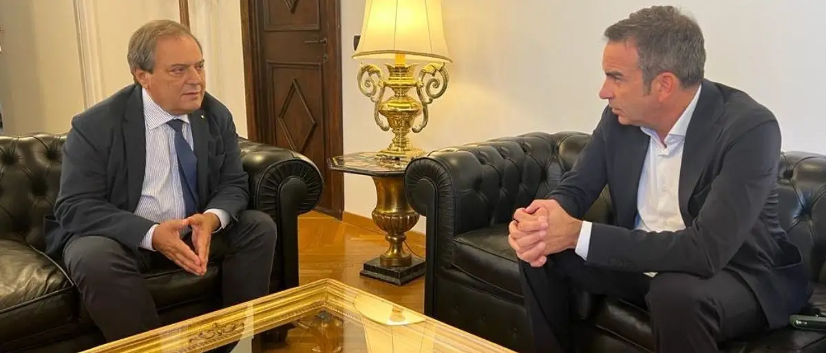 Medici cubani a giorni in Calabria, Occhiuto: «Accordo per il bene dei calabresi»