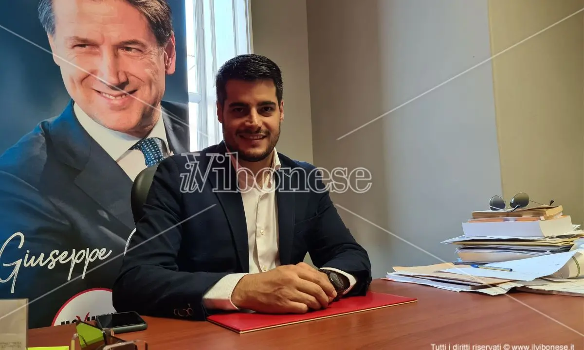 Infermieri e oss non rinnovati, Tucci (M5s): «Già primi disagi allo Jazzolino, non si può risparmiare tagliando sulla sanità»