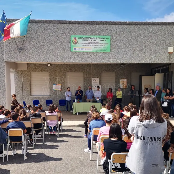 Alla scuola media di Limbadi il premio all’impegno civico “Piero Calamandrei”