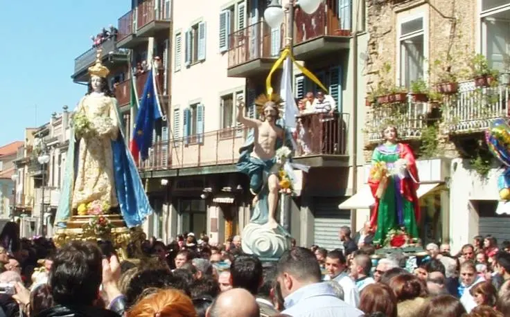 Dopo due anni di pandemia ritornano nel Vibonese l’Affrontata e i riti della Pasqua