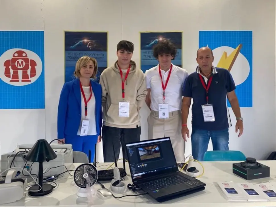 L'Itg-Iti di Vibo al Maker Faire di Roma con un \"robot\" che legge il pensiero