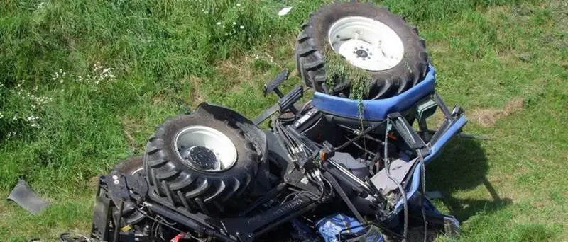 Tragedia nelle campagne del Cosentino, 43enne muore schiacciato dal trattore