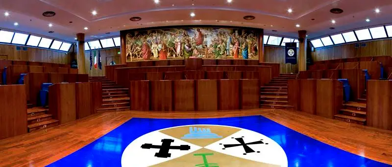 Fissata la data delle elezioni regionali in Calabria: si torna alle urne domenica 5 e lunedì 6 ottobre