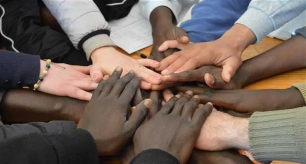 Stranieri in provincia di Cosenza, la mappa delle comunità: rumeni in maggioranza, ma ogni territorio ha la sua identità\n