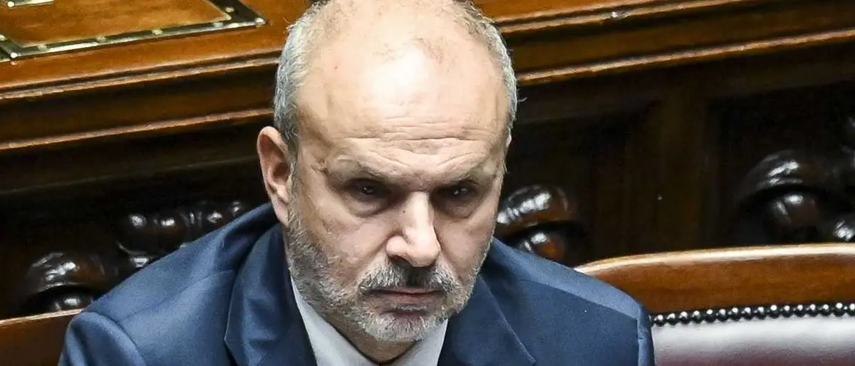 Covid: verso il reintegro dei sanitari no-vax e stop al bollettino giornaliero