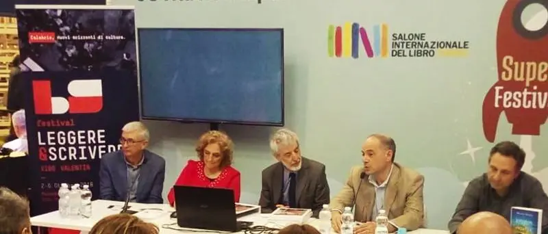 Salone del libro, positiva l’esperienza del Sistema bibliotecario vibonese a Torino