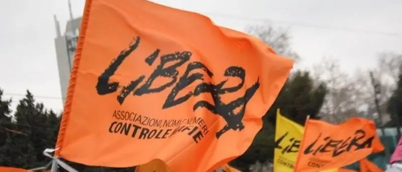 Sparatoria a Vibo: Libera scende in piazza per squarciare il velo dell'omertà