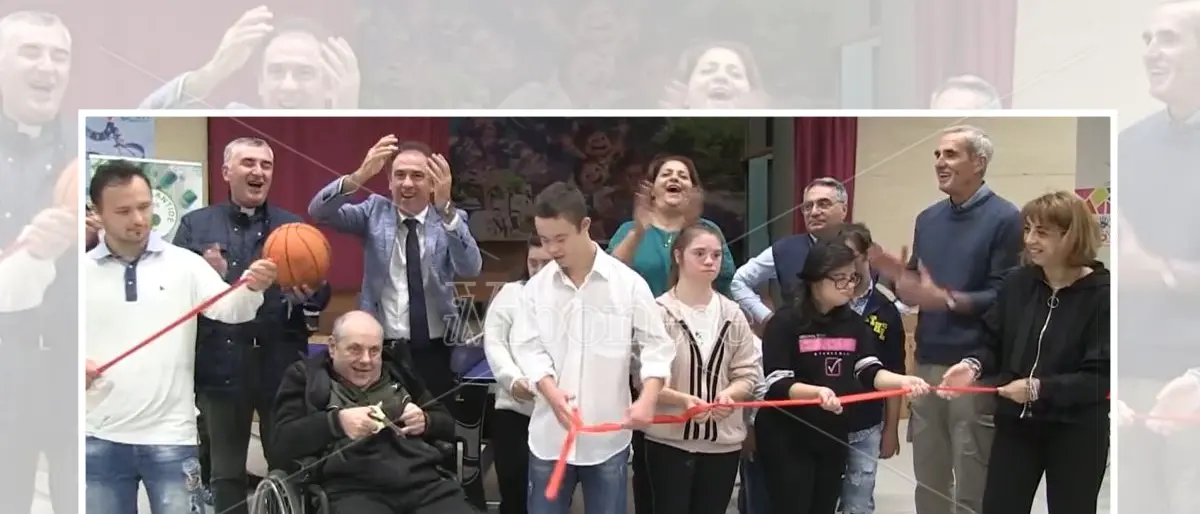 “Il Dono” e la chiesa Gesù Salvatore di Ionadi insieme nel segno della solidarietà e inclusione -Video