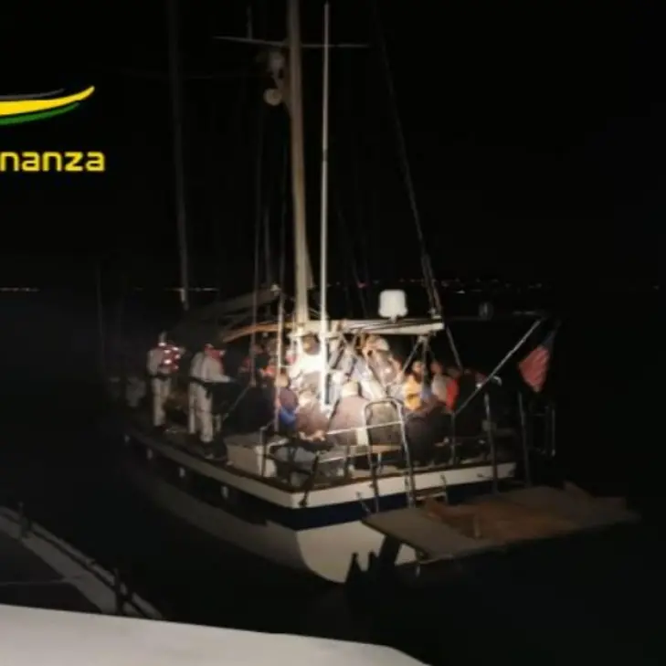 Immigrazione clandestina, continua l’impegno delle unità aeronavali della Gdf Vibo