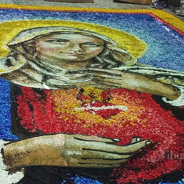 Fiori e fede, a Potenzoni torna la tradizionale Infiorata
